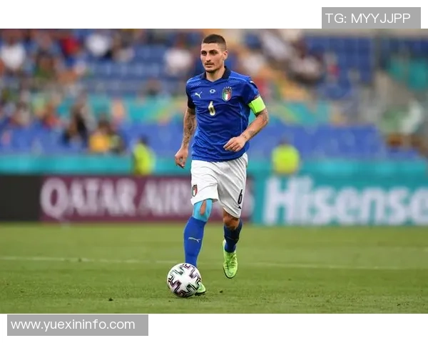 足球明星风采美图大赏 展现足坛顶级球星魅力与精彩瞬间 足球明星风采美图大赏 展现足坛顶级球星魅力与精彩瞬间