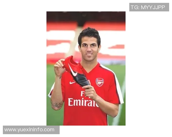 Nike足球球星风采:聚焦全球顶级球员与品牌合作背后的故事 Nike足球球星风采:聚焦全球顶级球员与品牌合作背后的故事